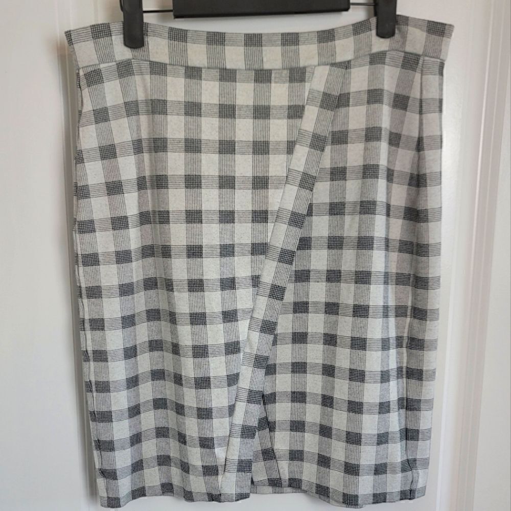 CABI Valentina Pencil Skirt